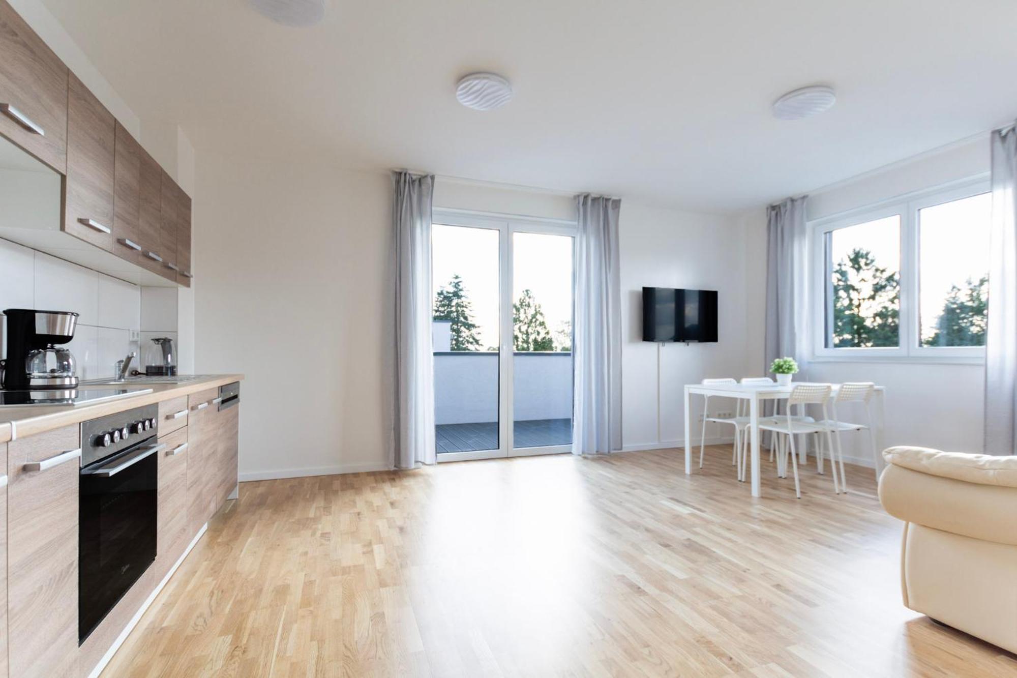 T&k - Bergisch Gladbach - 7 Comfortable - 20 Min To Fair Messe Appartement *