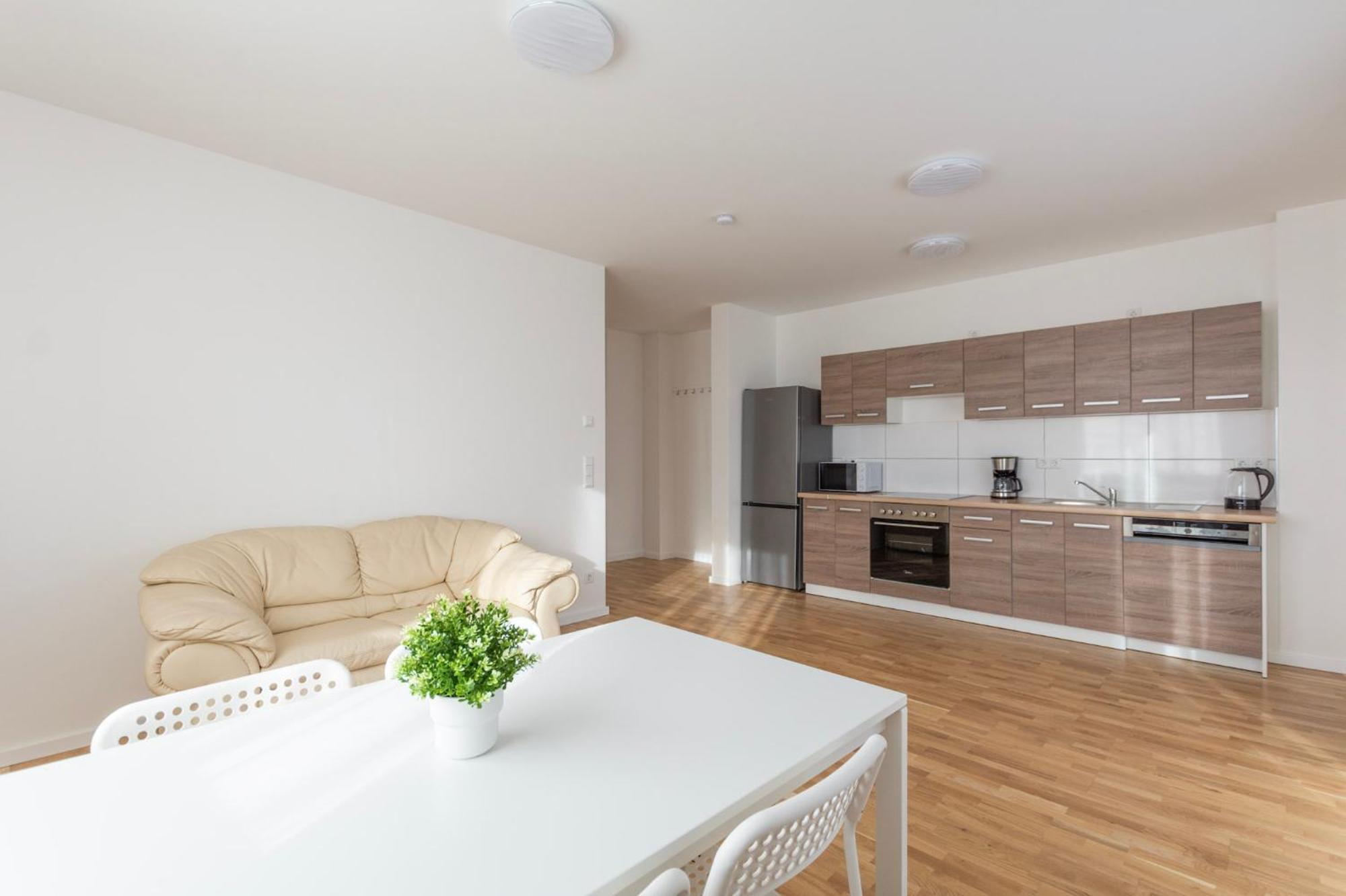 T&k - Bergisch Gladbach - 7 Comfortable - 20 Min To Fair Messe Appartement