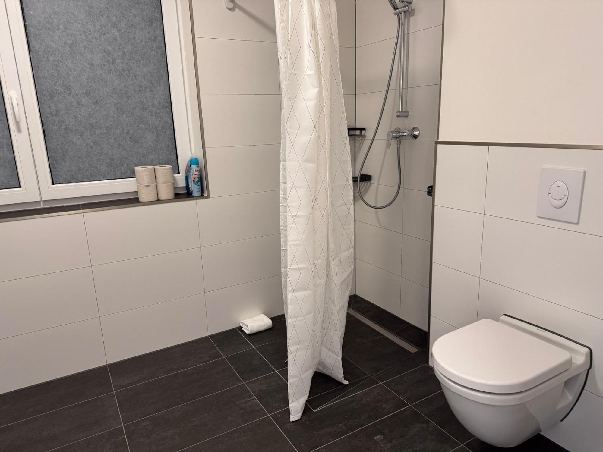 Appartement T&k - Bergisch Gladbach - 7 Comfortable - 20 Min To Fair Messe Keulen