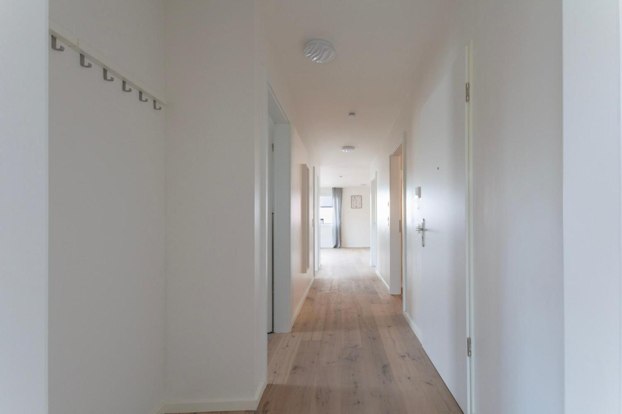 T&k - Bergisch Gladbach - 7 Comfortable - 20 Min To Fair Messe Appartement *