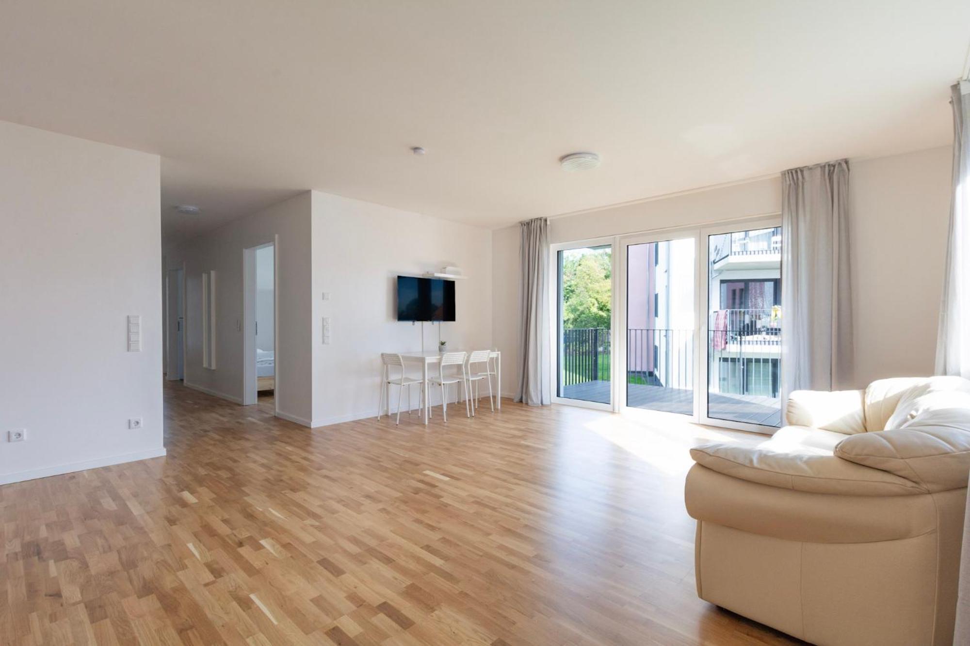 T&k - Bergisch Gladbach - 7 Comfortable - 20 Min To Fair Messe Appartement Keulen