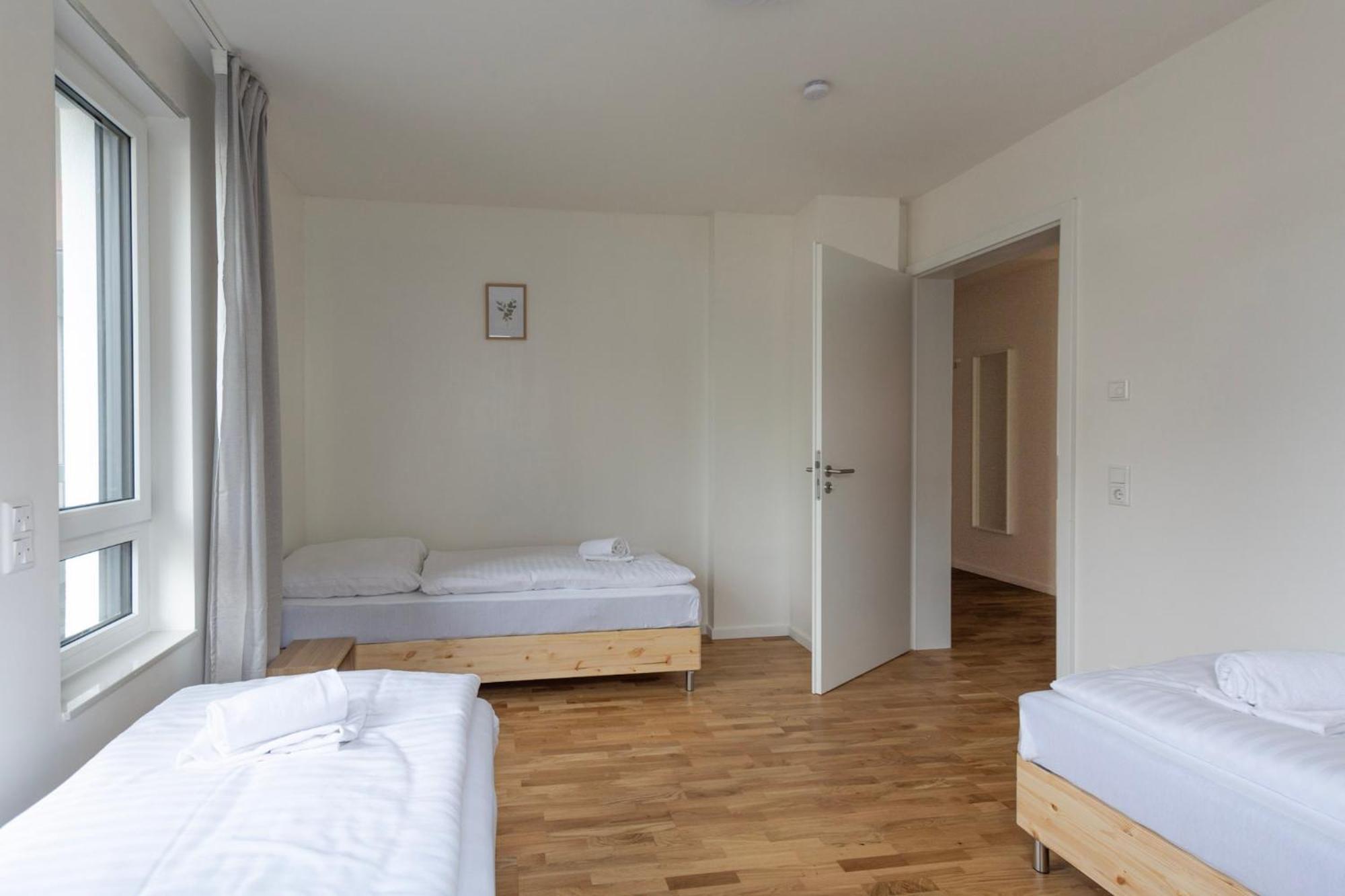 T&k - Bergisch Gladbach - 7 Comfortable - 20 Min To Fair Messe Appartement
