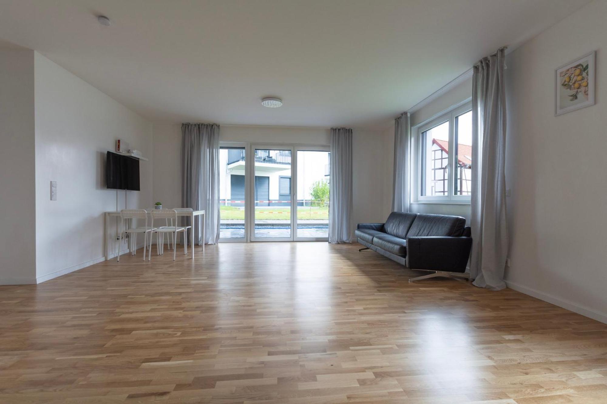 T&k - Bergisch Gladbach - 7 Comfortable - 20 Min To Fair Messe Appartement